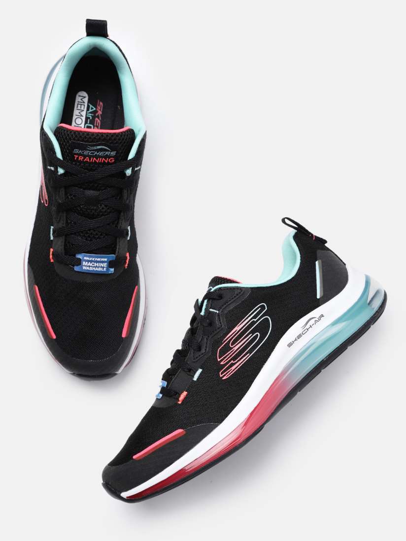 Sketchers myntra top