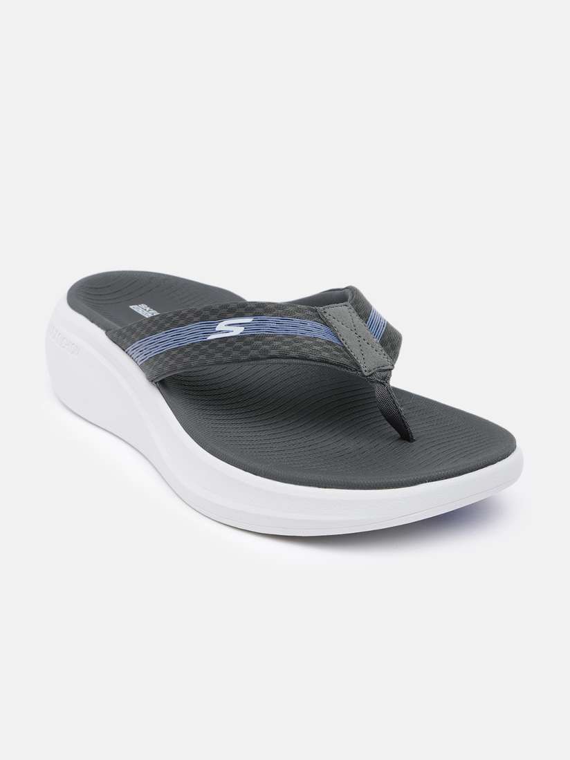 Buy Skechers Men MAX CUSHIONING ESSENTIAL SAND Striped Thong Flip Flops Flip Flops for Men 21274192 Myntra