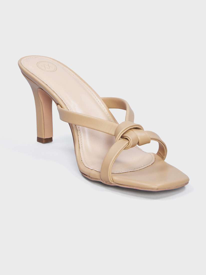 High heels on myntra best sale