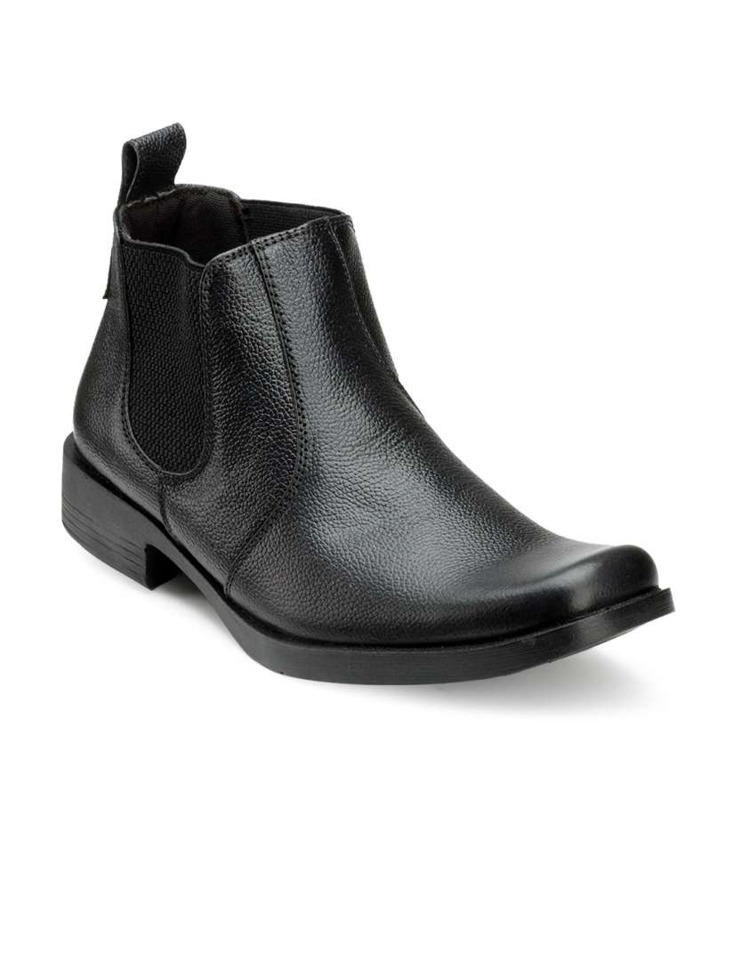 Chelsea boots myntra cheap