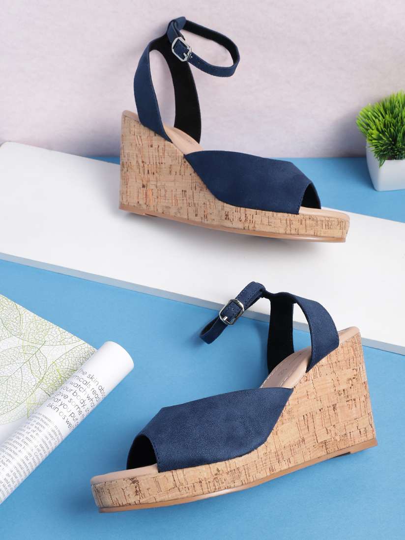Myntra wedges clearance