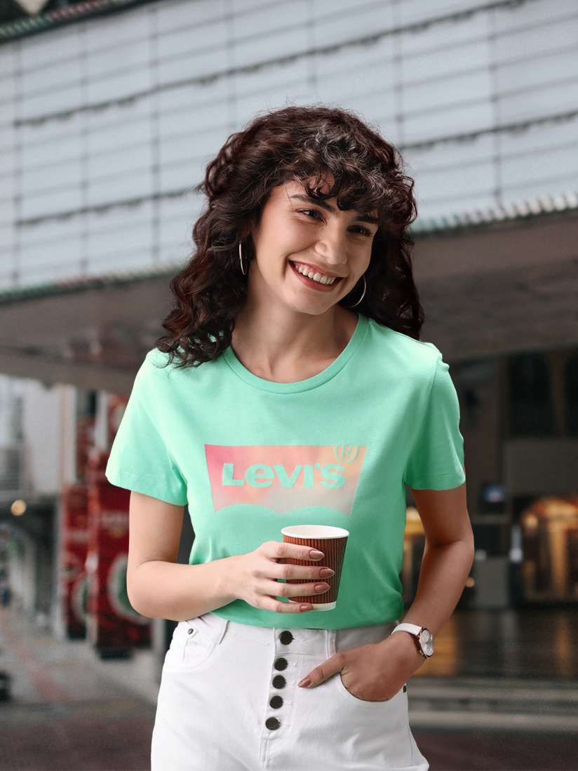 Levis t shirt street style shop