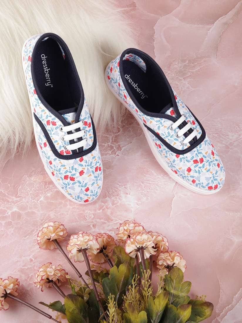 Dressberry shoes store shop