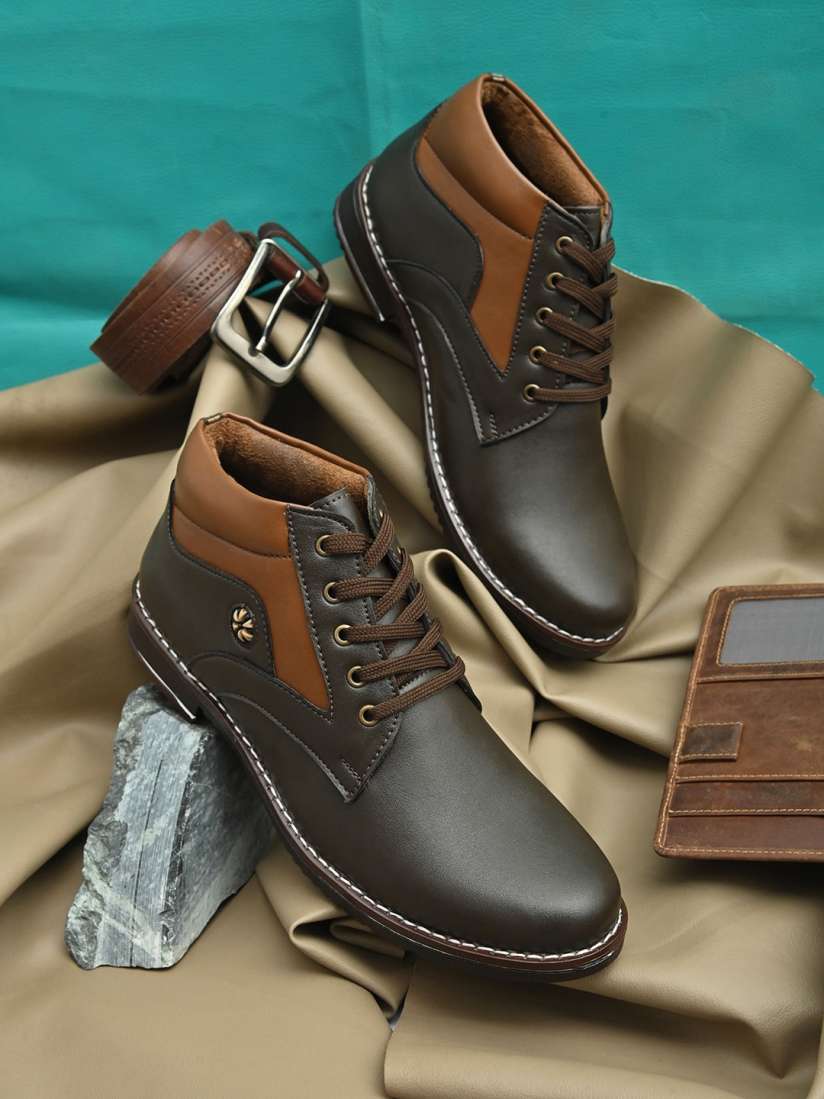 Roadster shoes boots outlet