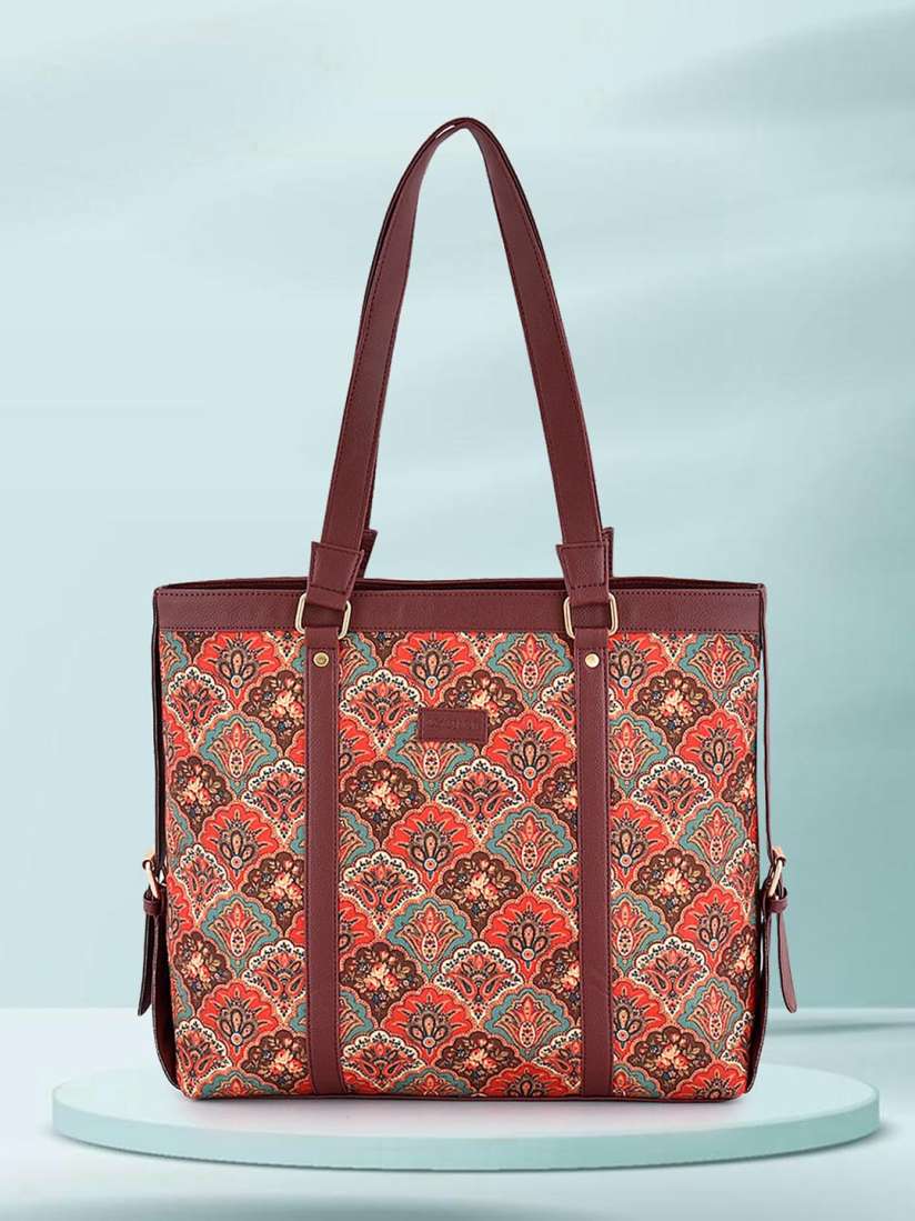 Myntra ladies shoulder bags 2025