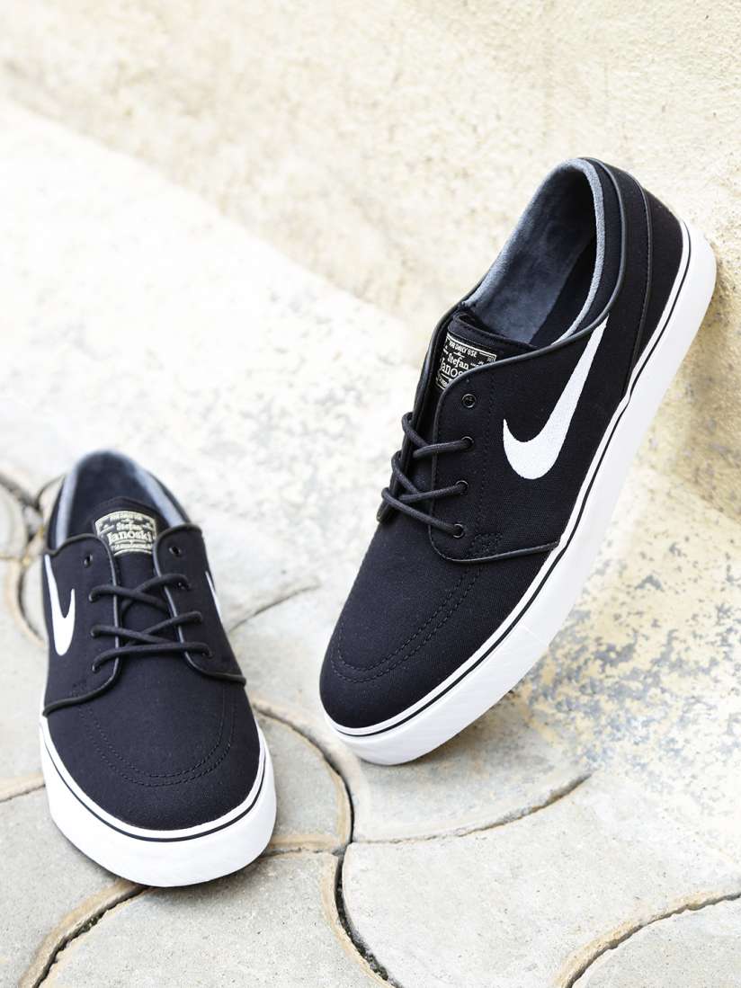 Buy Nike Men Black ZOOM STEFAN JANOSKI Skate Shoes Casual Shoes for Men 2147454 Myntra