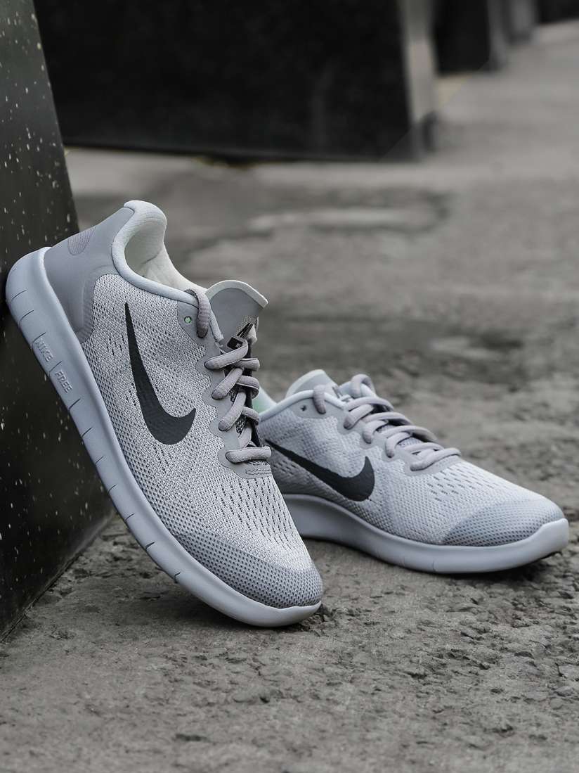 Nike free rn 2017 running shoes top