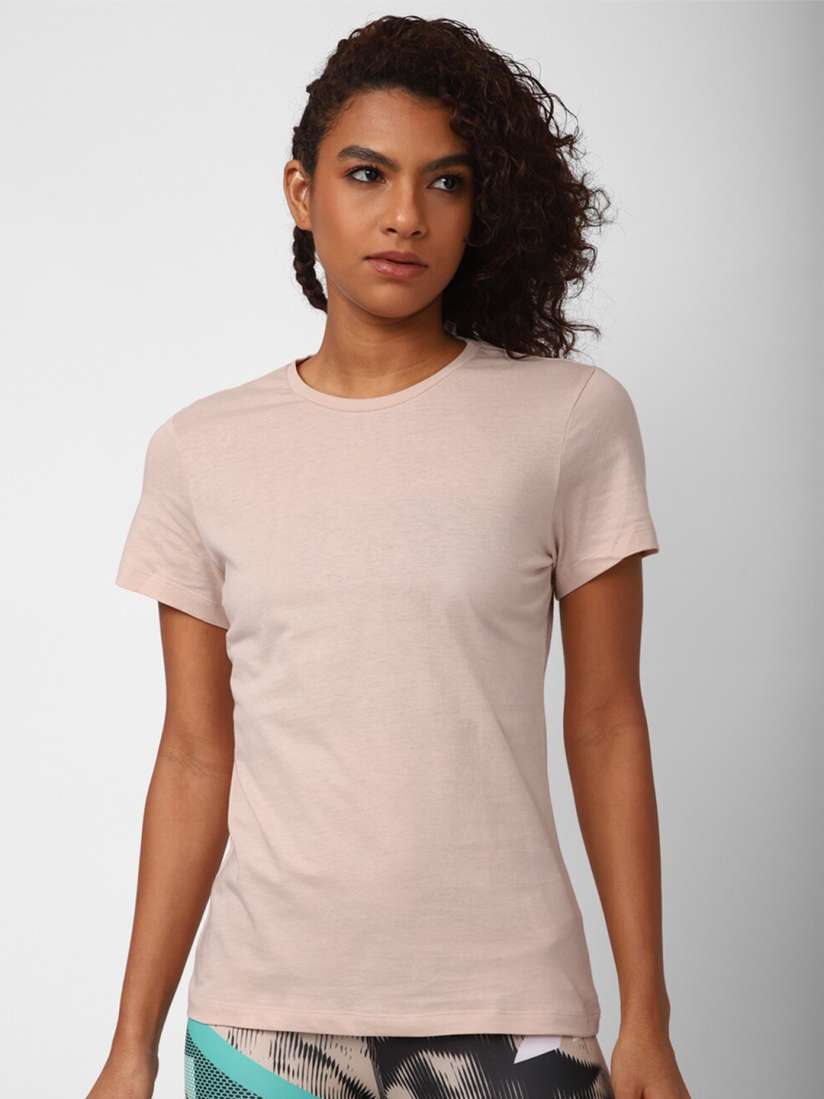 Reebok t shirt myntra deals