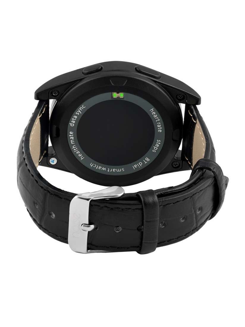 Noise loop black smartwatch top