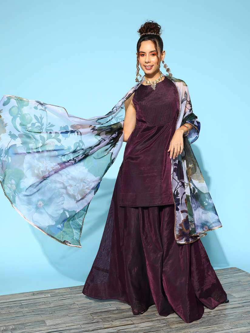 Long skirt with kurti myntra top