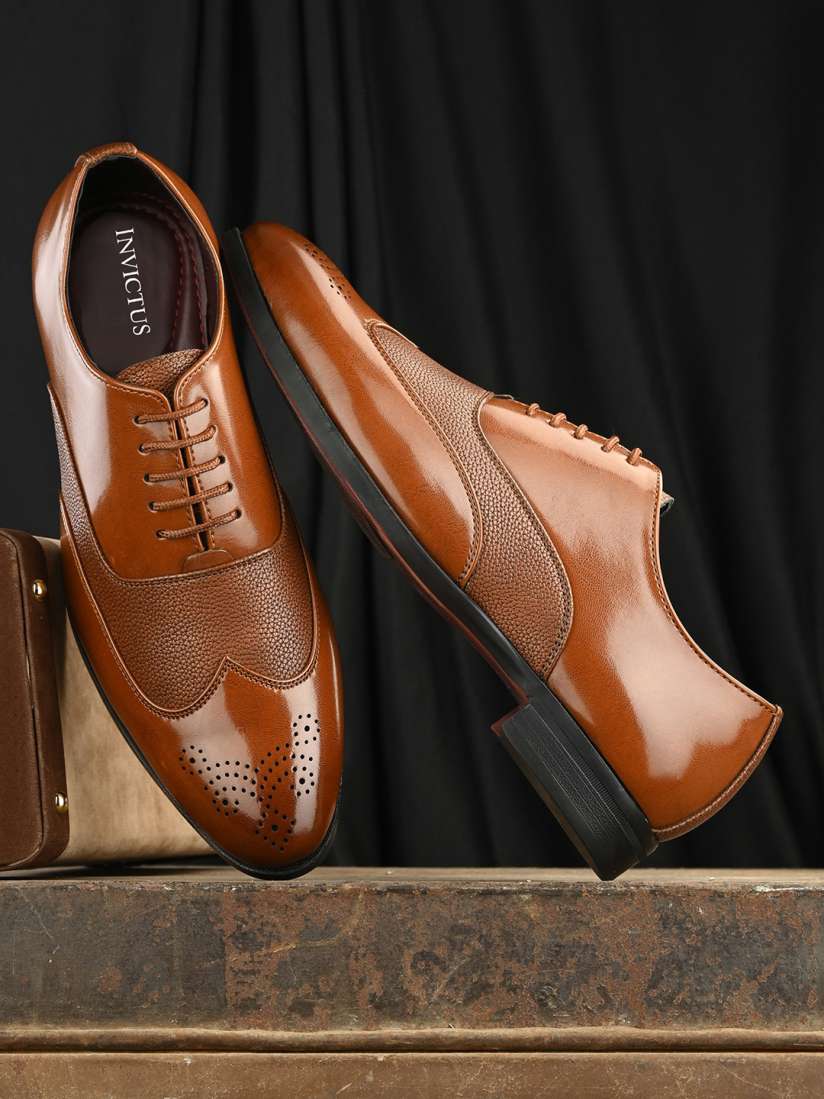 Buy INVICTUS Men Textured Formal Oxfords Formal Shoes for Men 21679522 Myntra