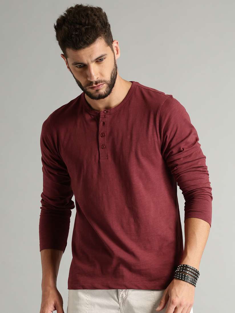 Myntra full t shirt sales