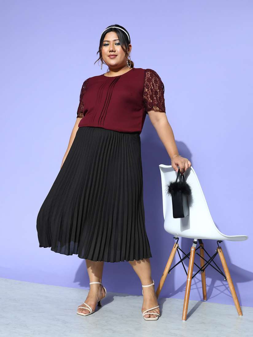 Plus size accordion pleated skirt top