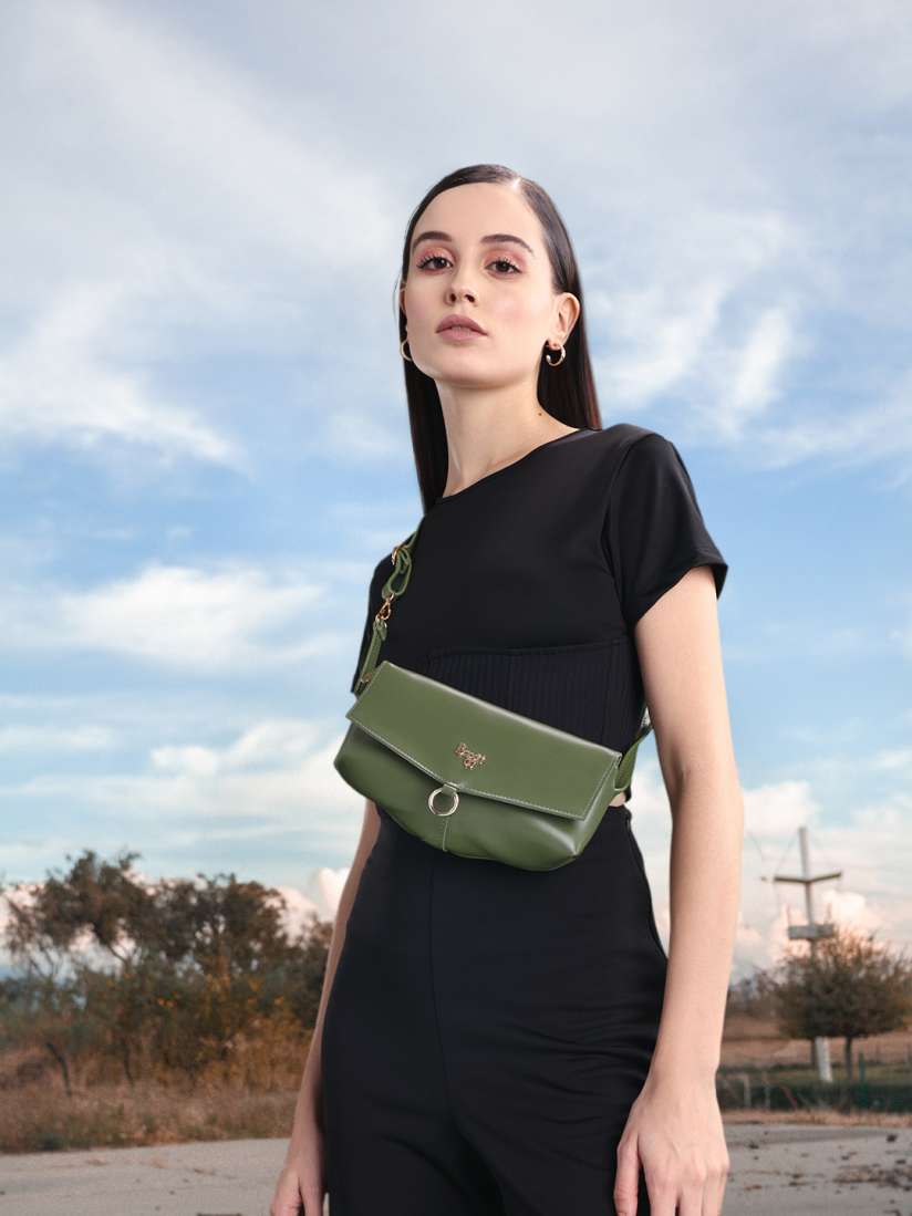 Bum bag myntra top
