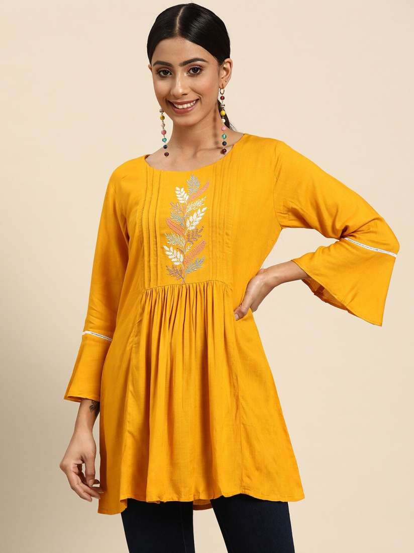 Sangria kurtis top