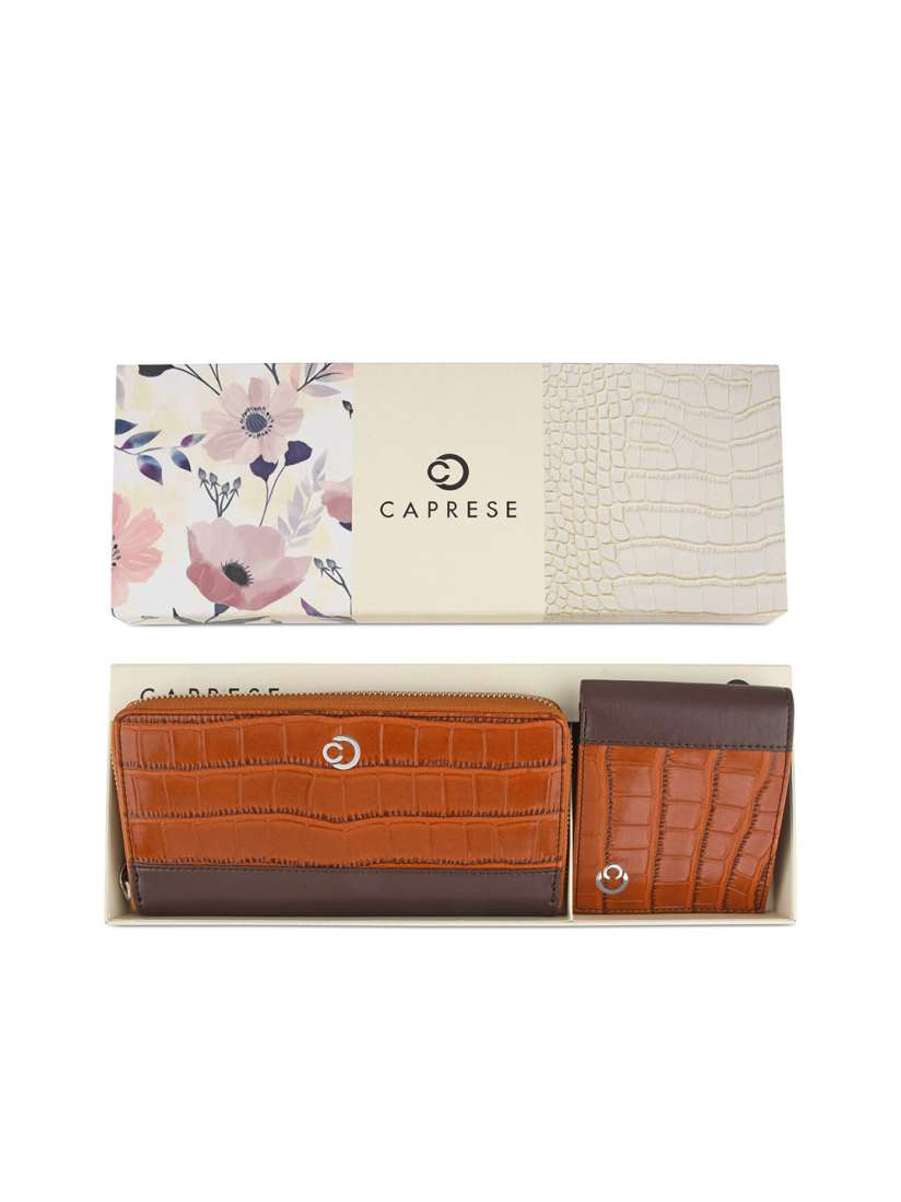 Caprese wallet price hotsell