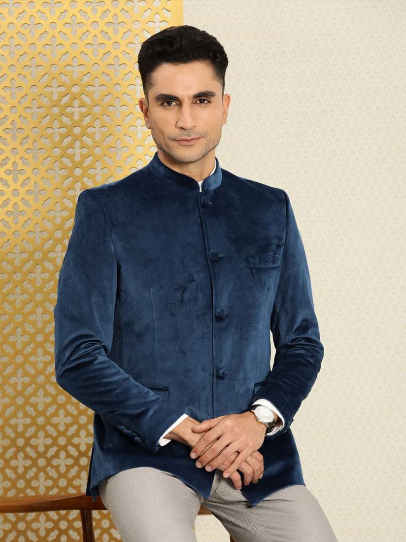 Buy House of Pataudi Jashn Mandarin Collar Velvet Finish Bandhgala Blazer Blazers for Men 21808082 Myntra