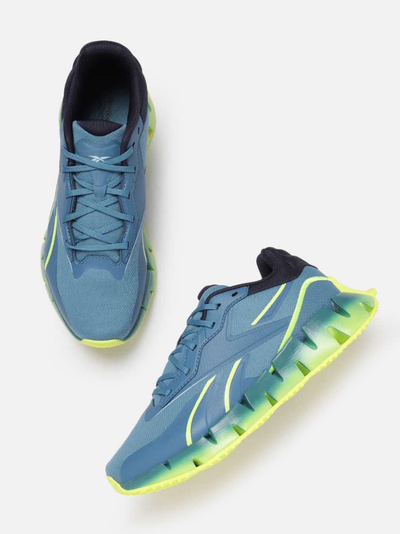 Myntra reebok sports shoes hotsell