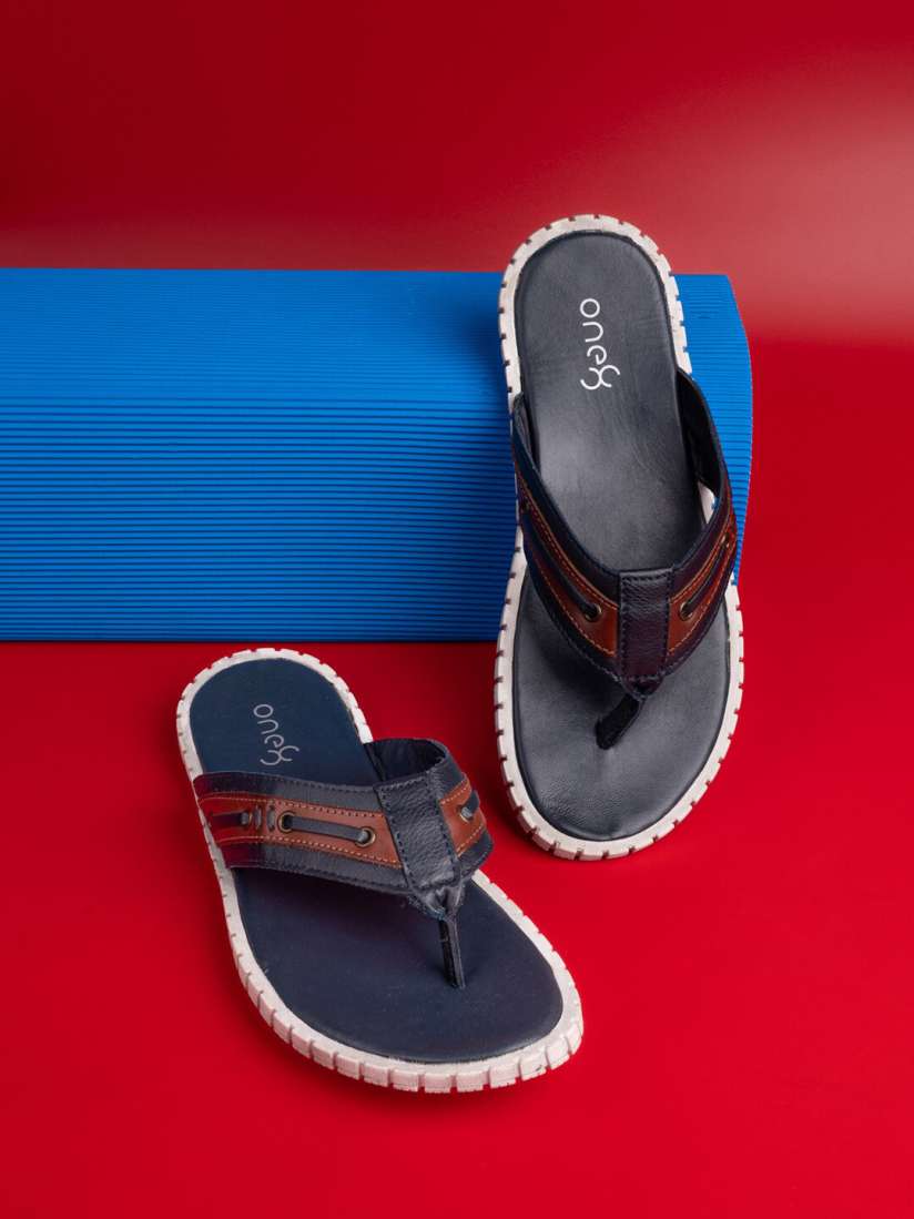 Slippers on myntra hotsell