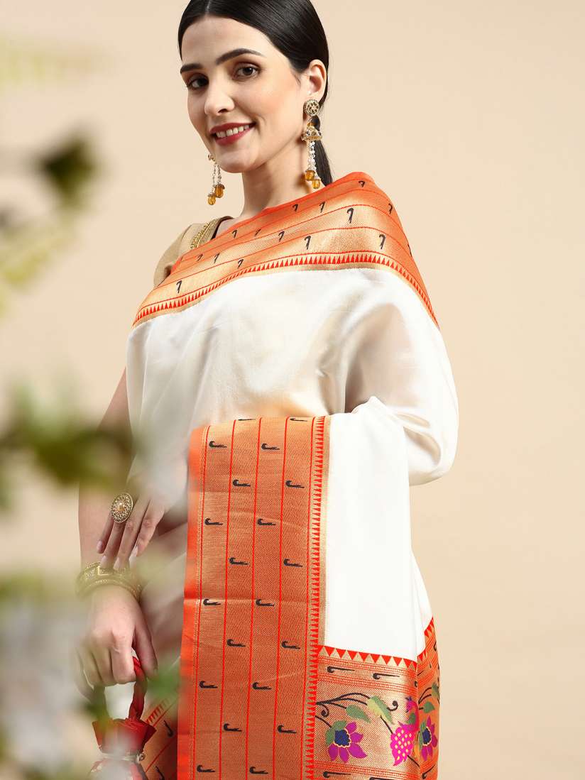 Buy VASTRANAND Zari Paithani Saree Sarees for Women 21838618 Myntra