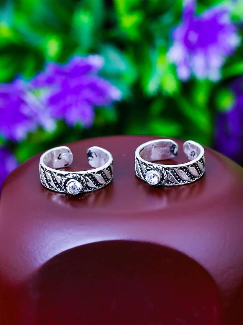 Buy Pissara by Sukkhi 925 Sterling Silver Rhodium Plated Stone Studded Adjustable Toe Rings Toe Rings for Women 21839156 Myntra