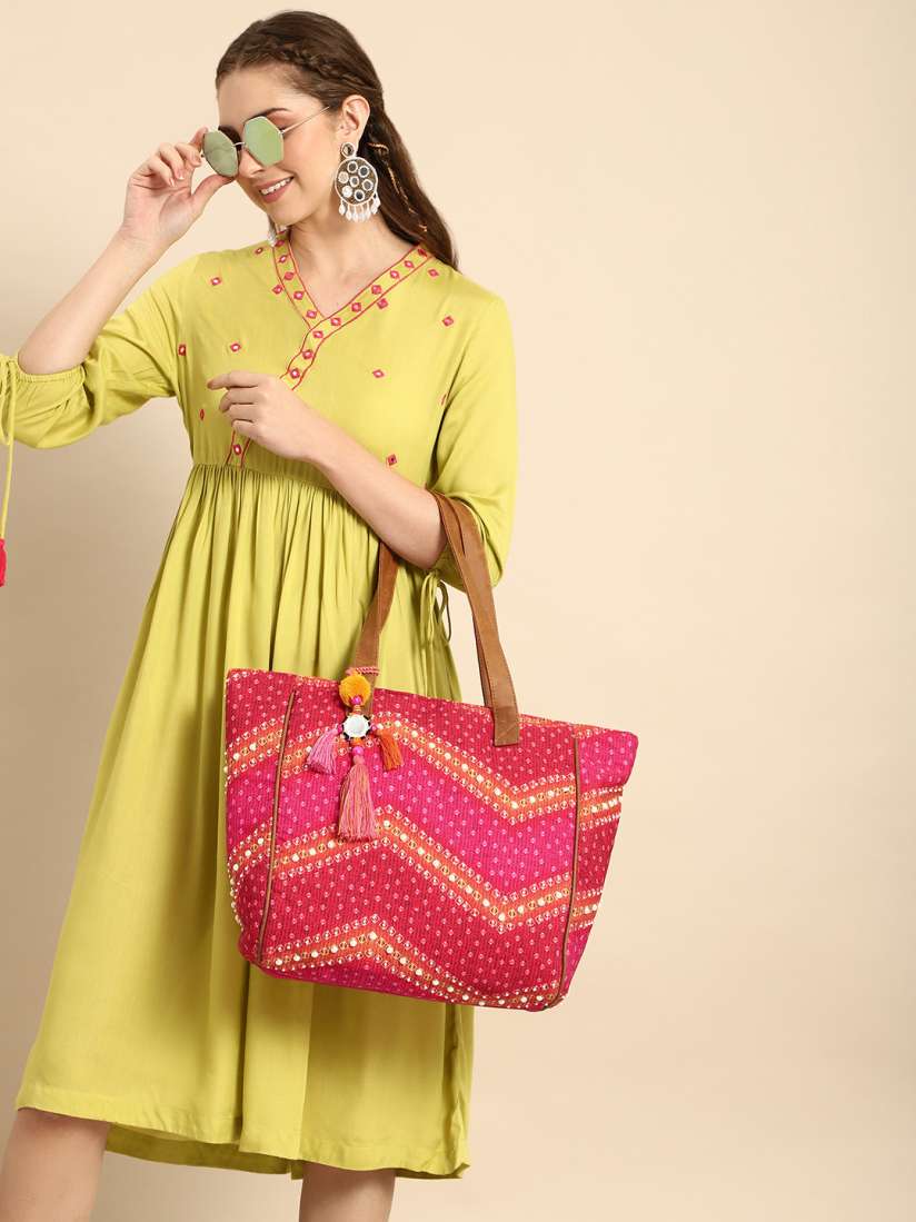 Embellished shoulder bag online