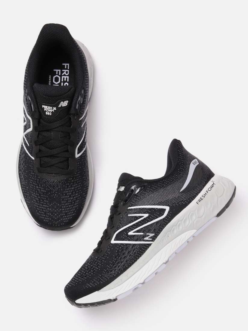 Black shoes myntra 2025