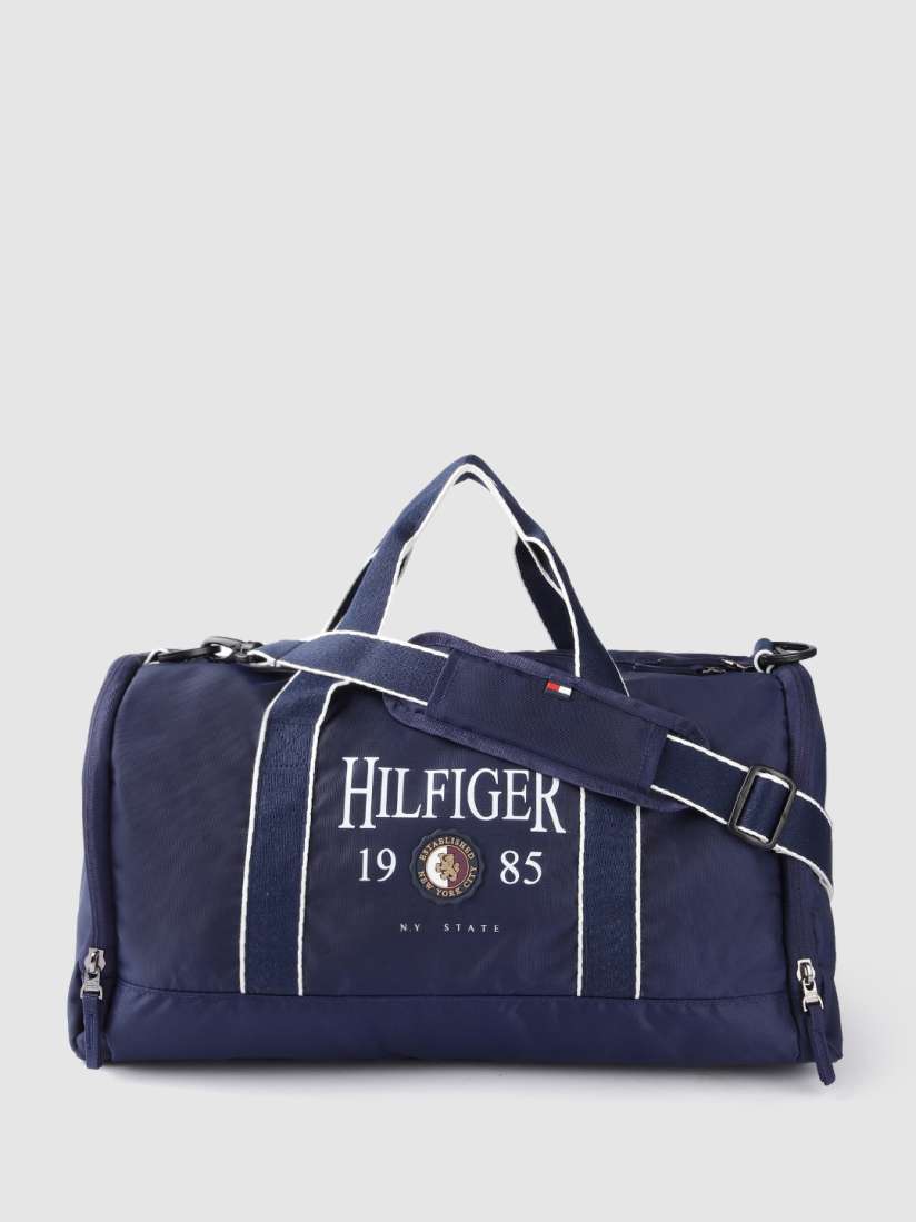 Tommy hilfiger bags myntra outlet