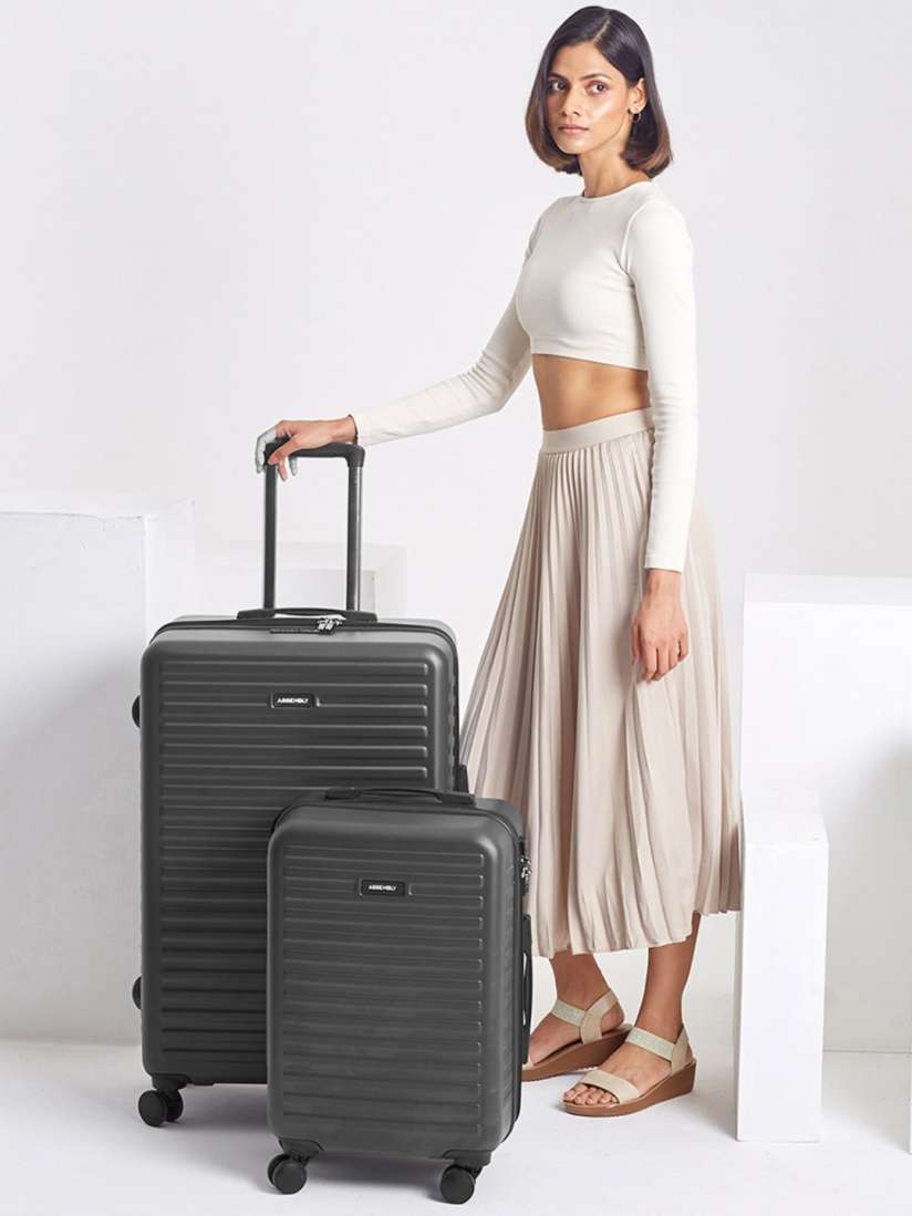 Buy Assembly Set Of 2 Textured Hard Sided 60L Cabin Luggage Bag 40L Trolley Suitcase Trolley Bag for Unisex 21932734 Myntra