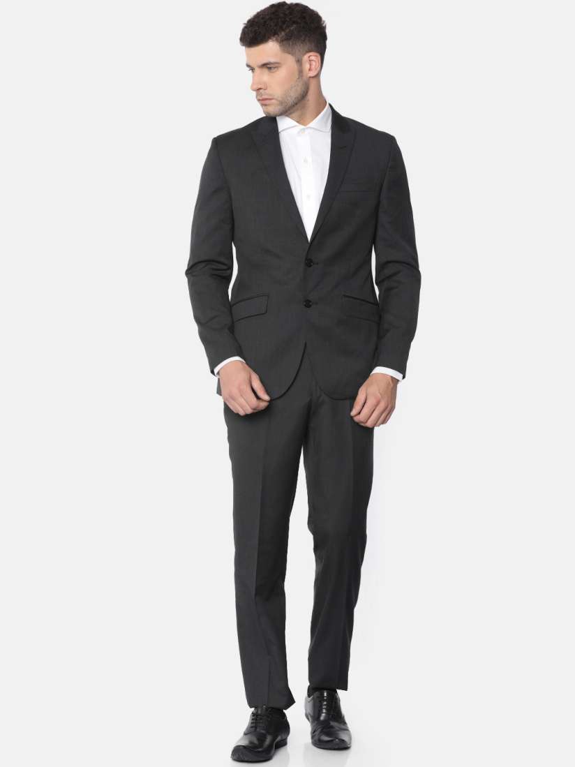 Latest raymond suits hot sale