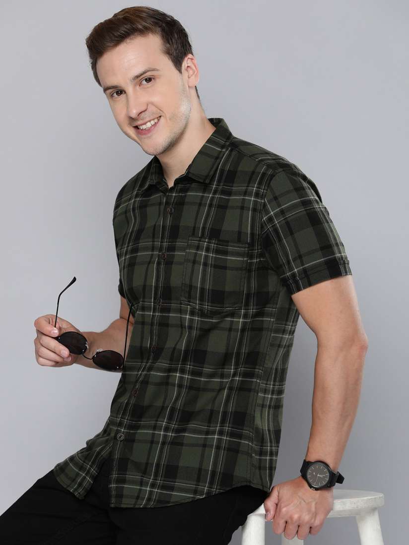Buy HERE NOW Slim Fit Checked Casual Shirt Shirts for Men 21945734 Myntra
