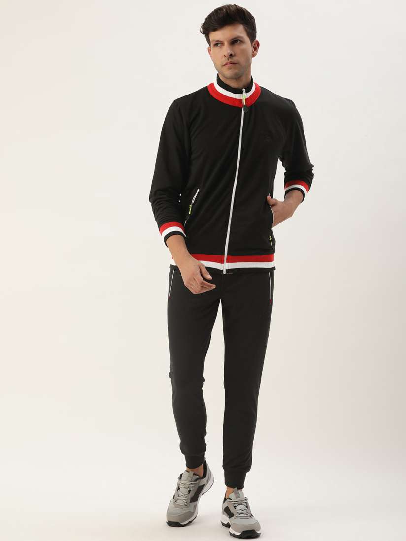 Nike tracksuit myntra clearance