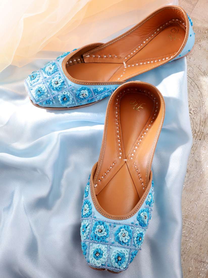 Myntra mojaris new arrivals