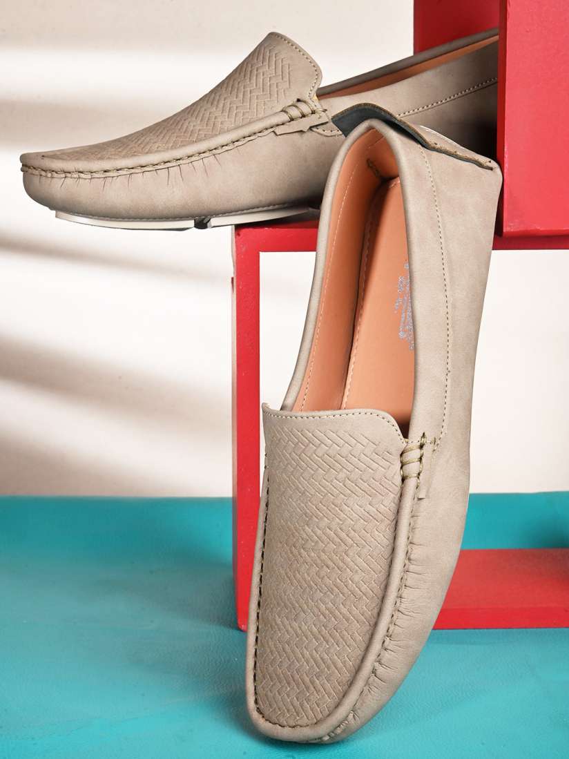 Buy Roadster Lifestyle Co. Men Textured Lightweight Loafers Casual Shoes for Men 22016428 Myntra