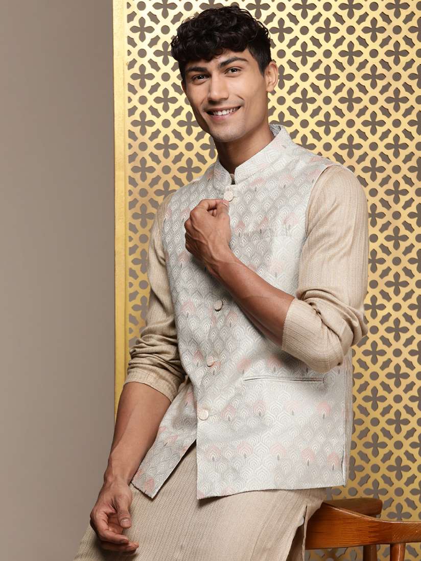 Buy House of Pataudi Riwayat Men Ethnic Motifs Woven Design Nehru Jacket Nehru Jackets for Men 22049886 Myntra
