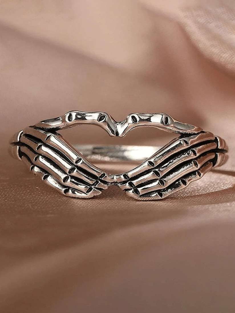 Queen finger rings shop