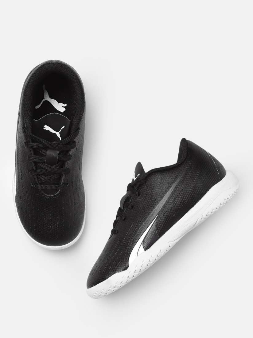 Football shoes myntra clearance