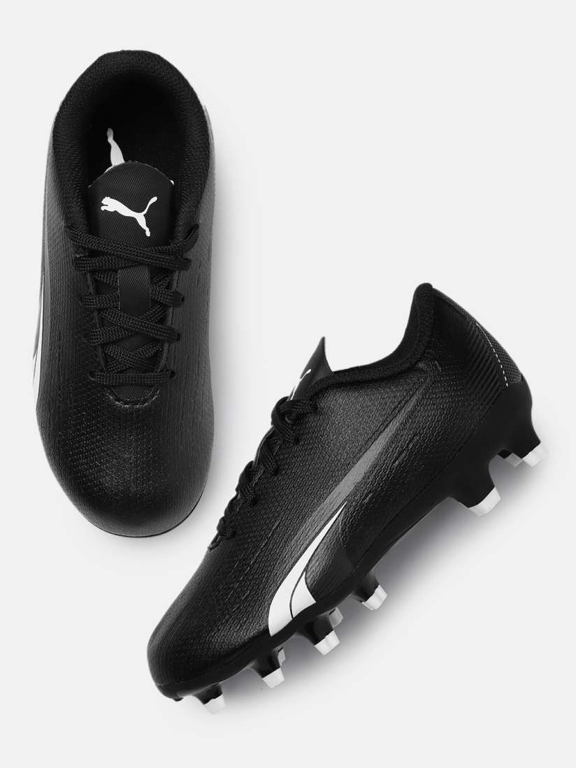 Football boots myntra store