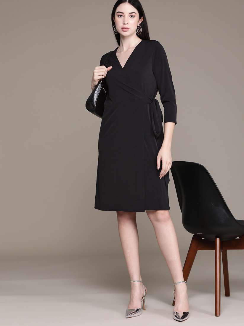 Buy Macy s Alfani Women Solid Wrap Dress Dresses for Women 22169578 Myntra