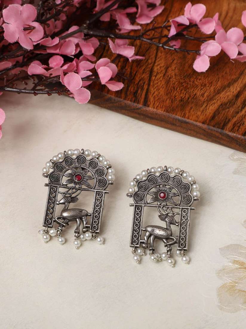 Myntra earrings studs shop