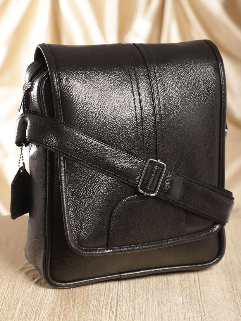 Myntra messenger bags hot sale