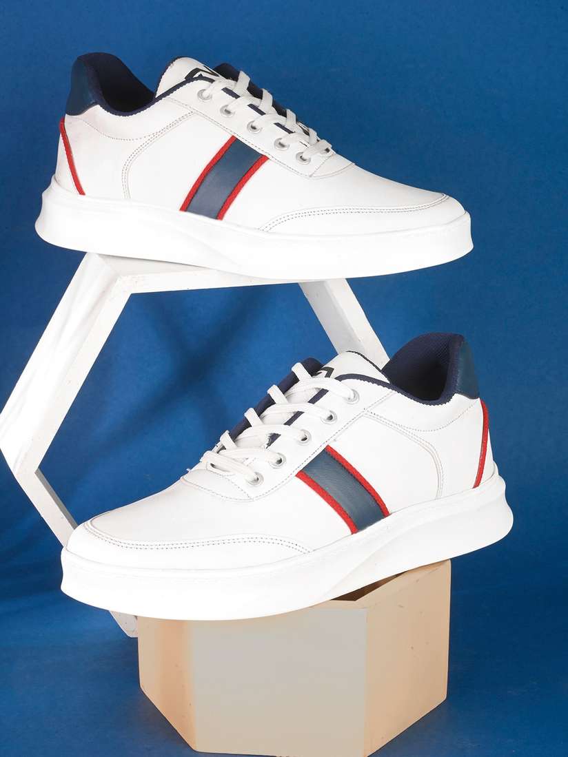 Buy Fashion Victim Men Colourblocked Sneakers Casual Shoes for