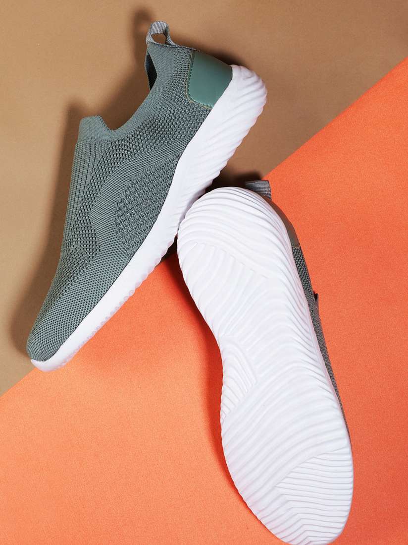 Buy HIGHLANDER Men Woven Design Flyknit Comfort Insole Contrast Sole Slip On Sneakers Casual Shoes for Men 22260894 Myntra