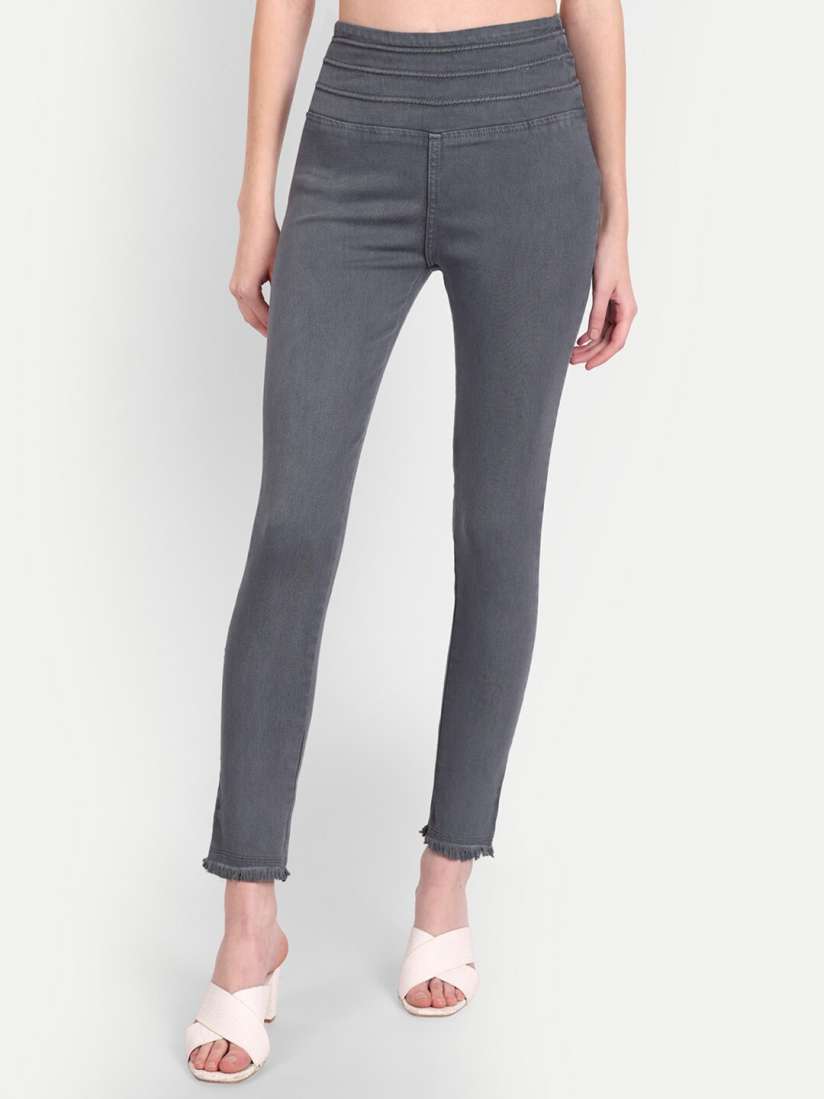 Jeggings in myntra clearance