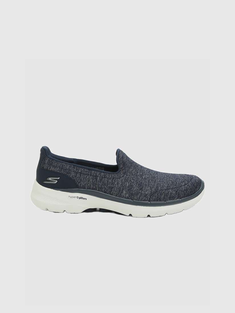 Myntra skechers discount