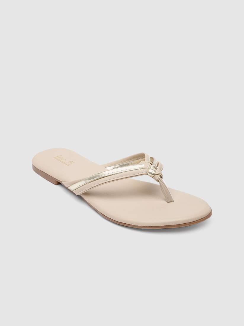 Flats myntra new arrivals