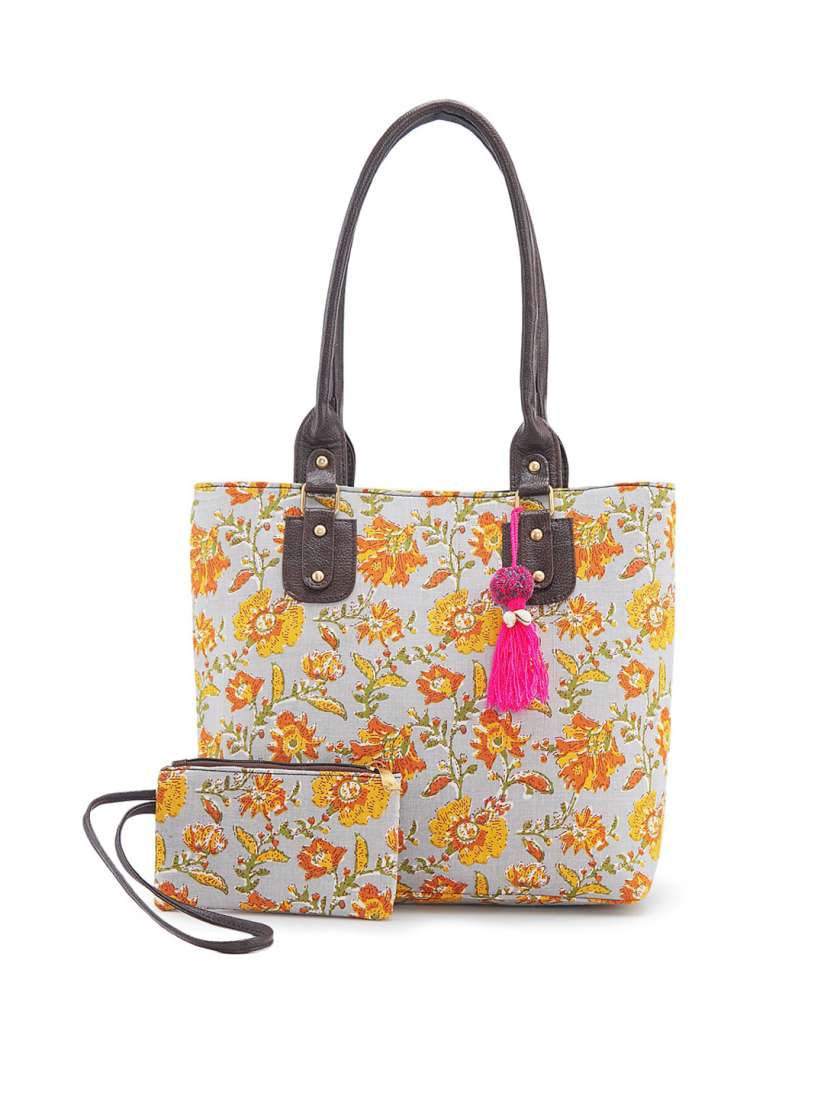 Online women's bags on myntra online