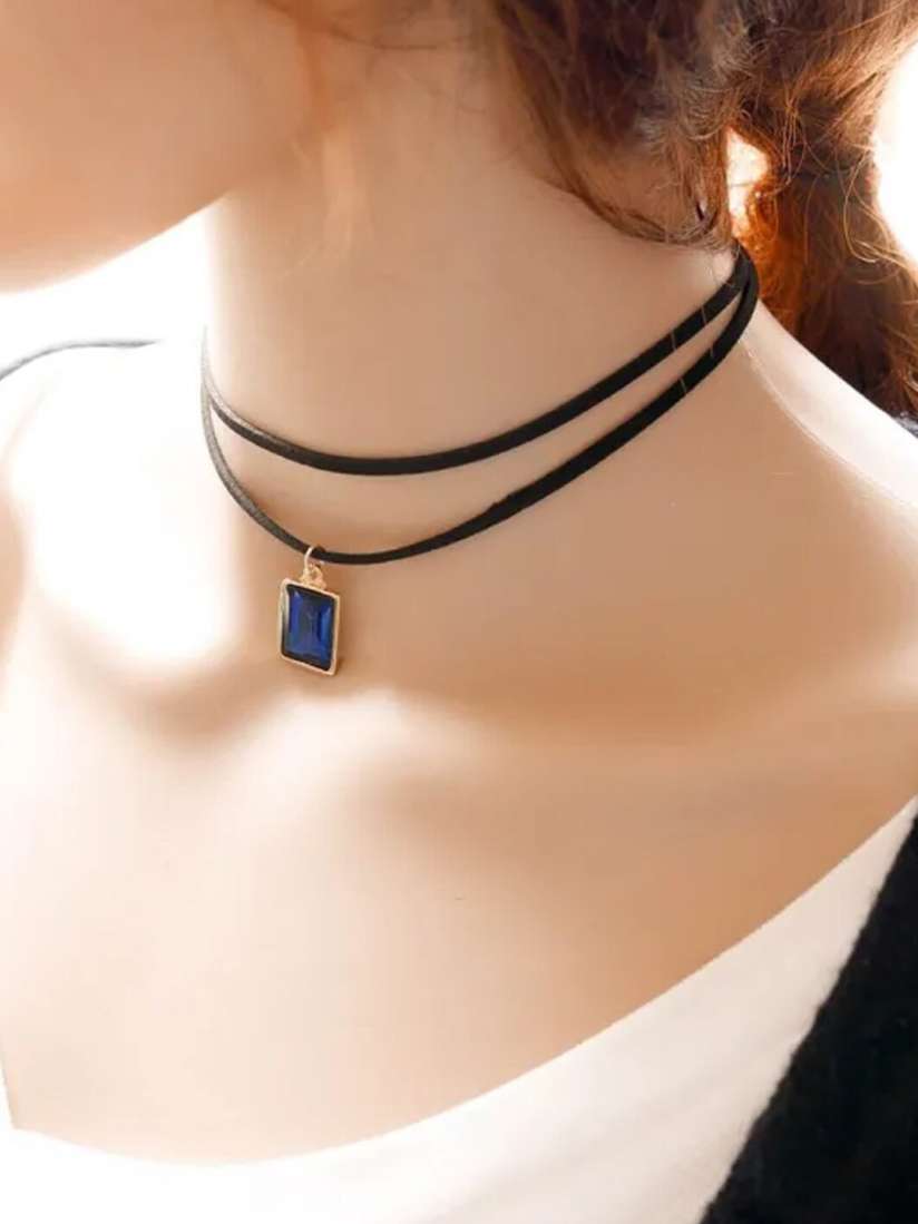 Choker myntra online