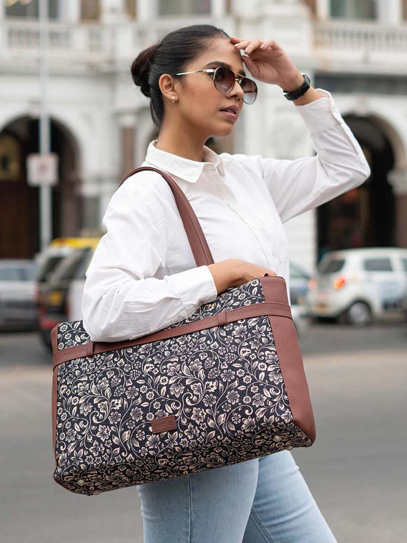 Buy ZOUK Women Printed Structured Hobo Bag Handbags for Women 22523306 Myntra