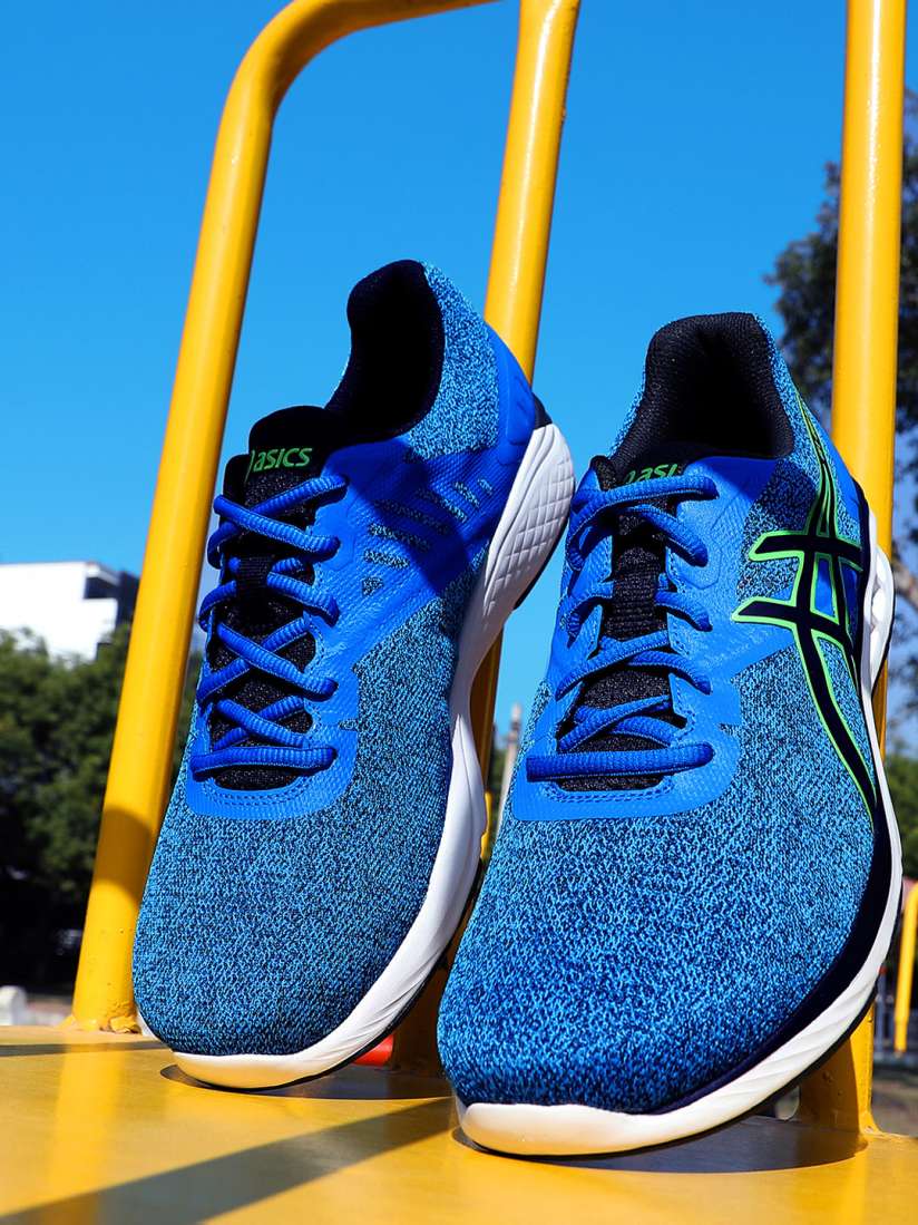 Nike gel running shoes store